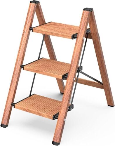 GameGem 3 Step Aluminum Folding Step Stool with Anti-Slip Sturdy and Wide Pedal, Woodgrain, 330 lbs  - Lot 333
