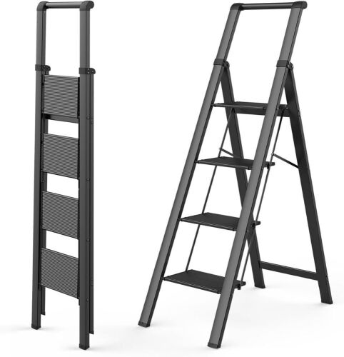 WOA WOA Portable Lightweight Aluminum 4 Step Ladder - Lot 198