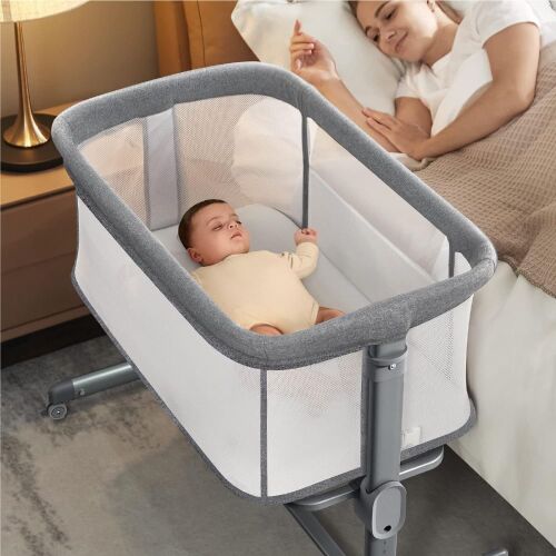 BUBAVAN Baby Bassinet Beside Sleeper - Lot 281