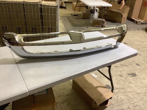 Grill for unknown vehicle  - Lot 430A