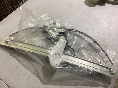 power window replacement part for unknown vehicle  - Lot 68
