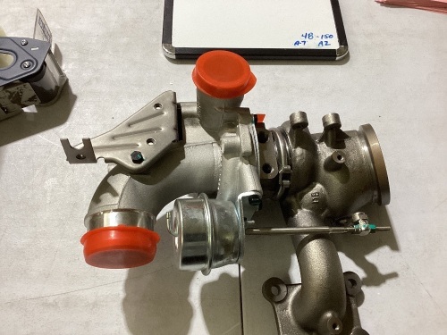 2013-2016 ecoboost new ford focus st turbo charger - Lot 104