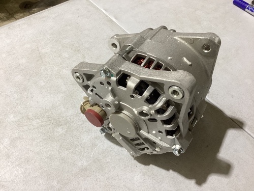 Alternator for unknown vehicle  - Lot 118