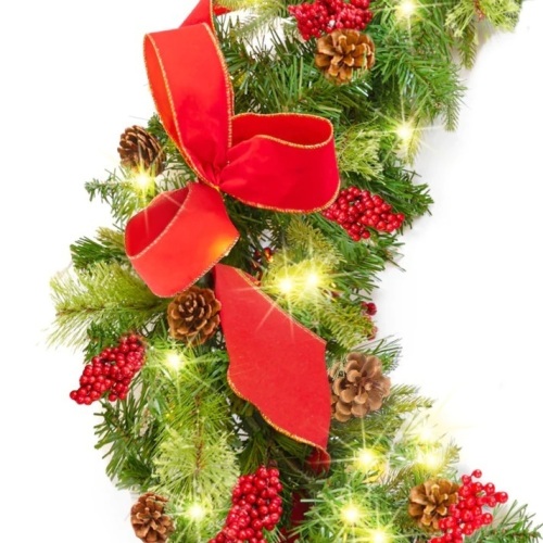 Pre-Lit Garland, Battery Powered w/ 100 Lights, 180 Tips, Pine Cones - 9ft  - Lot 244