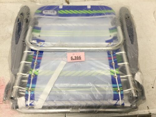 Outdoor Lawn Chair - Lot 6366