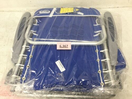 Outdoor Lawn Chair - Lot 6367