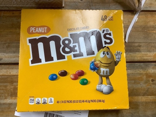 Peanut m&ms 48 count - Lot 6354