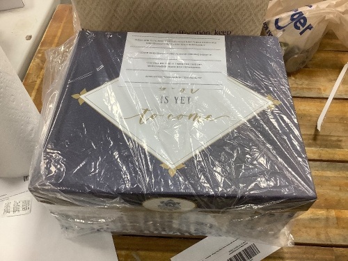 13 piece reusable gift box set - Lot 6355