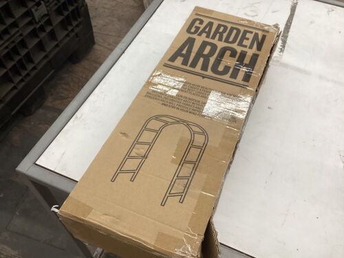 Garden Arch  - Lot 616