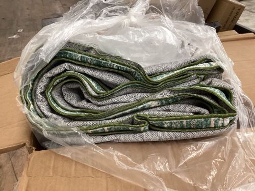 Area Rug, Unknown Size  - Lot 492