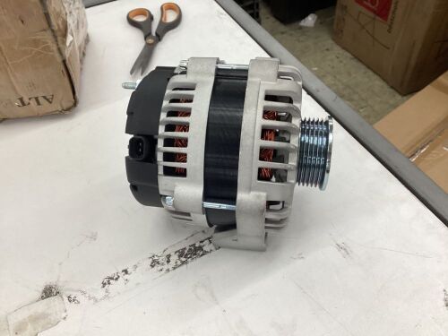 Alternator, Unknown Fit  - Lot 444