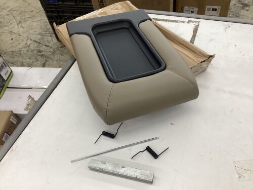 UMISHI Center Console Lid Kit Compatible with Chevy Silverado 99-07,Compatible with Chevrolet Suburban 2001-2006 - Lot 395
