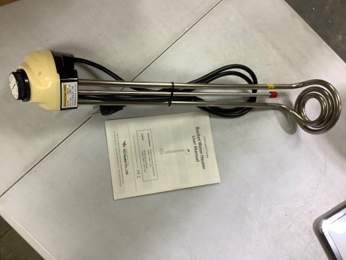 portable electric immersion bucket water heater - Lot 272