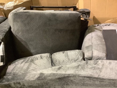 Salvage Pallet of sectional pieces - Lot 408