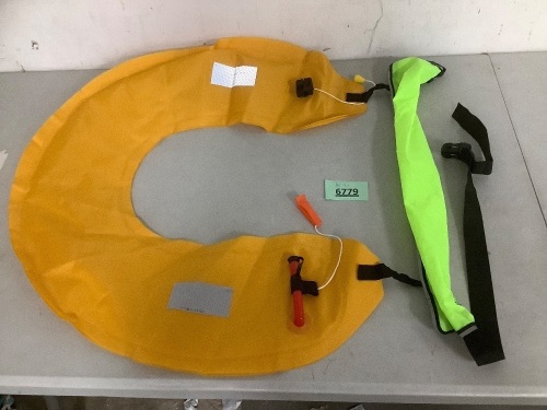Solas A Life Jacket - Lot 6779