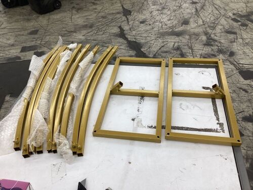 Gold Garden Arch - No Instructions - Lot 682