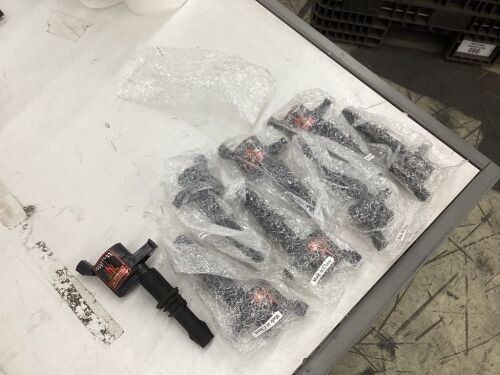 Lot of (8) Ignition Coils  - Lot 735