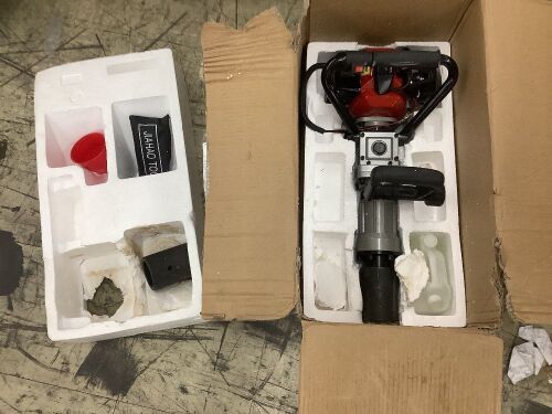 2 Stroke T Post Driver 32.6CC Gas Powered - Has Compression - Lot 89