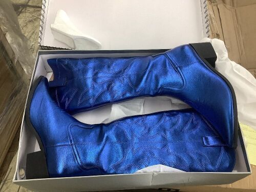 Metallic Blue Western Boots, Size 40 - Lot 268