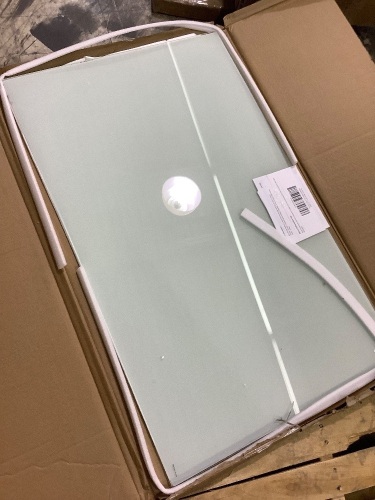 tempered glass 27 1/2 W X 45 1/2"L - Lot 94