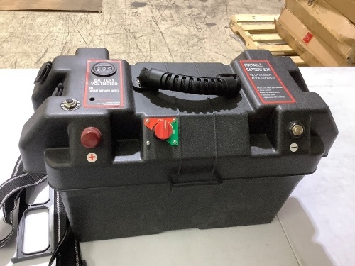 Battery Voltmeter battery box  - Lot 744