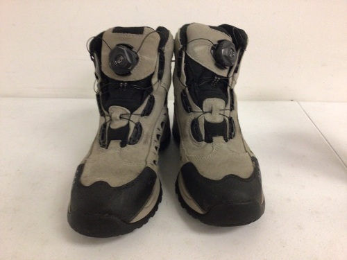 Mens Boots, 9D, E-Commerce Return, Sold as is - Lot 229G