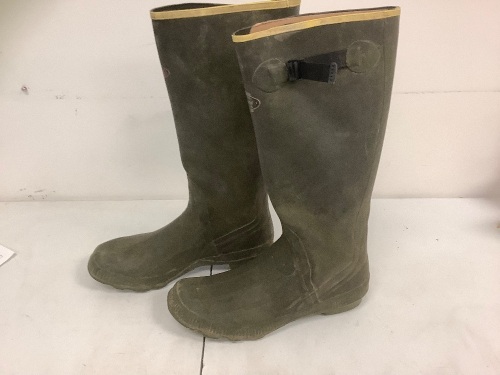 LaCrosse Grange Rubber Boots Men's 13, E-Comm Return, Sold As-is - Lot 327