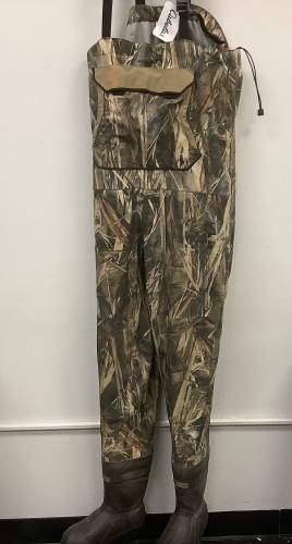 SHE Waders, Size 8, Appears New - Lot 416G