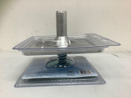 Pedestal Deck Plate, Appears New - Lot 513G