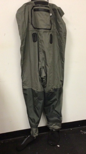 Mens Stocking Foot Waders, 4XLS, E-Commerce Return, Sold as is - Lot 515