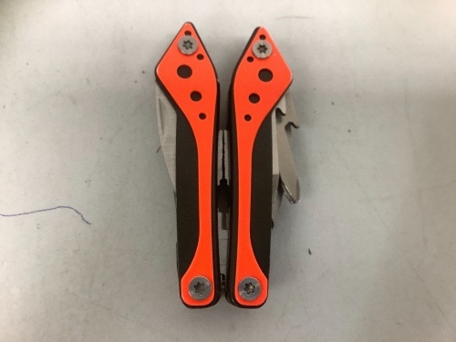 Folding Pocket MultiTool, E-Commerce Return, Sold as is - Lot 672G