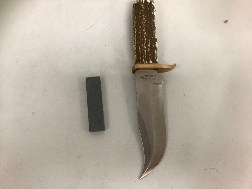 Uncle Henry Fixed Blade Knife w/ Sheath, E-Commerce Return, Sold as is - Lot 653G