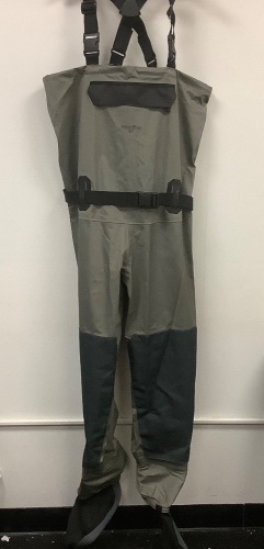 White River Fly Shop Stocking-Foot Chest Waders for Men, M, Appears New, Sold as is - Lot 663G