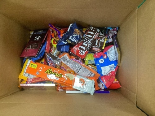 Assorted Candy Box - Lot 7206