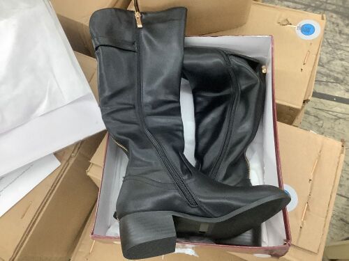 TinaCus Leather Round Toe Knee High Boots with Buckle, Size 5 - Lot 736