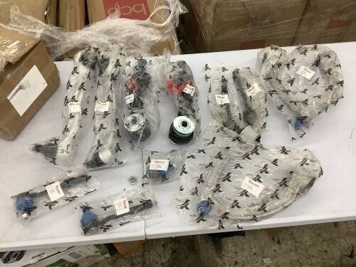 Mercedes Suspension Parts  - Lot 280