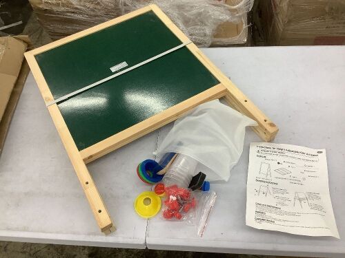 Height Adjustable Kids Art Easel  - Lot 477