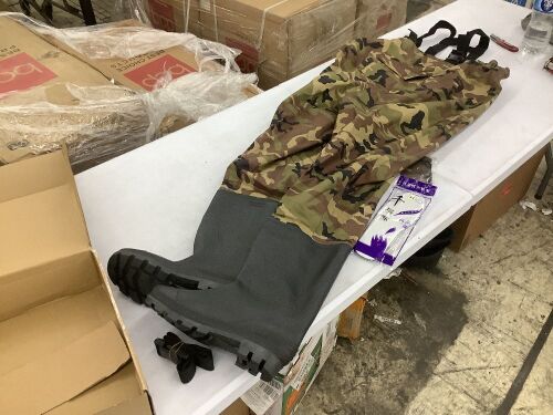Chest Waders  - Lot 423