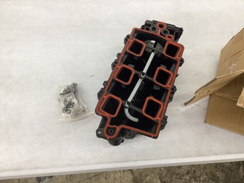 Upper Intake Manifold  - Lot 411