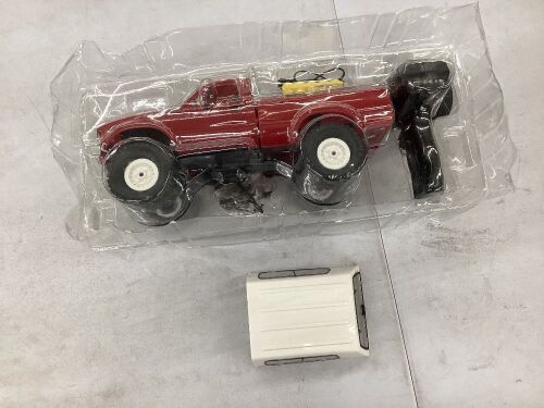 4 Channel RC Car 1/16 Scale  - Lot 418