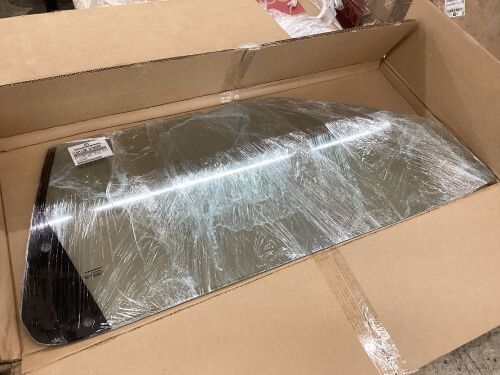 Shatterprufe Passenger Side Window for Geo Storm/ Isuzu Impulse 2 Door 1990-1993 - Lot 332