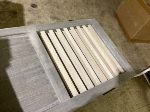 wood screen panel 8 panel - Lot 118