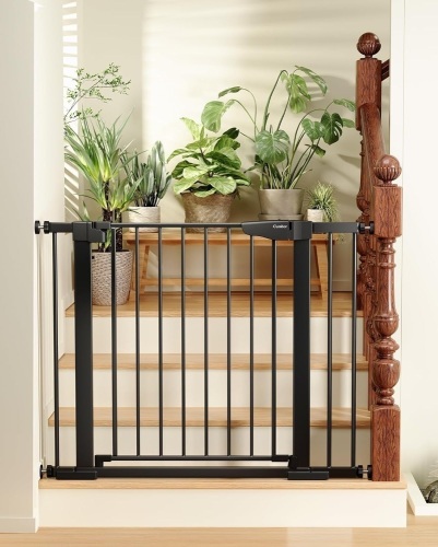 Cumbor 29.7"-40.6" Baby Gate for Stairs, Mom's Choice Awards Winner-Dog Gate for Doorways, Pressure Mounted Self Closing Pet Gates for Dogs Indoor, Durable Safety Child Gate with Easy Walk Thru Door  - Lot 163