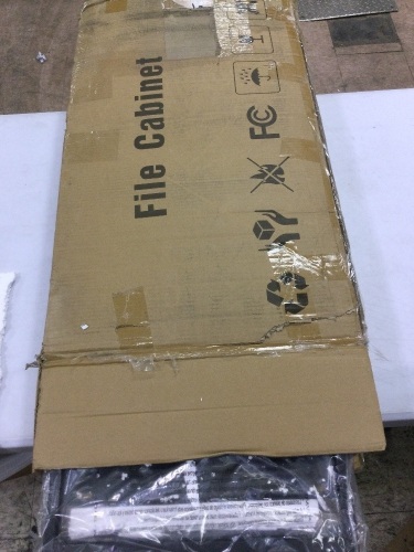 file cabinet - Lot 165