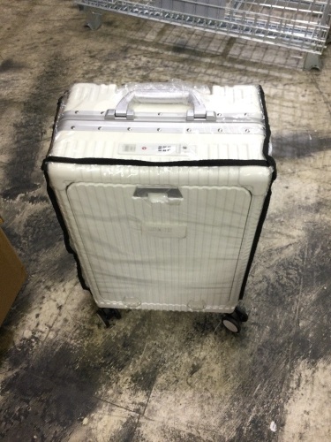 travel suitcase - Lot 263