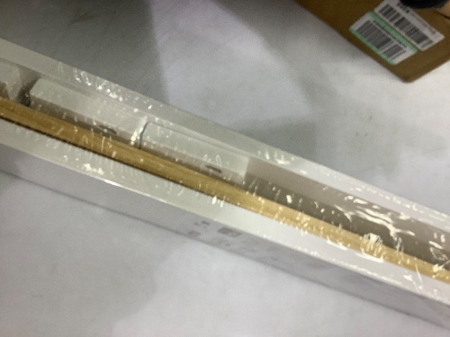 white shelves - Lot 73