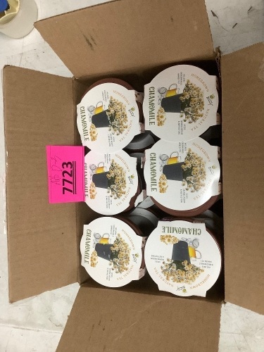 box of chamomile plants  - Lot 7723