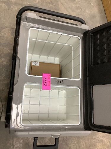 Euhomy Portable Fridge - Lot 7770