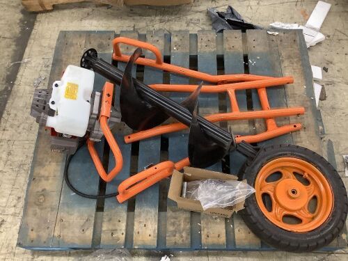 63CC Post Hold Digger 3HP Gas Powered with 11" Auger Bit - No Pull Start String - Lot 230