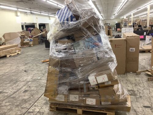 Huge Pallet of Auto Parts & Accessories - Uninspected Returns - Lot 92